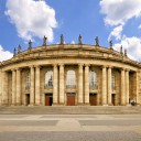 In this course you will learn everything you need to know about the Stuttgart Opera. 9 lessons with facts about this historic building